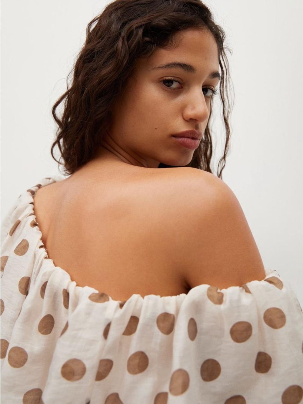 Off-Shoulder Cream Polka Dot Maxi Dress With Ruffles and Belt by Mango Size M - Picture 5 of 9